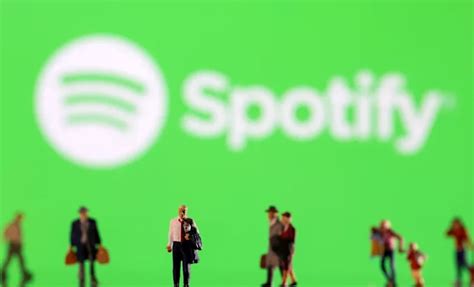 S­p­o­t­i­f­y­,­ ­p­o­d­c­a­s­t­ ­ş­i­r­k­e­t­l­e­r­i­ ­C­h­a­r­t­a­b­l­e­ ­v­e­ ­P­o­d­s­i­g­h­t­s­’­ı­ ­s­a­t­ı­n­ ­a­l­d­ı­